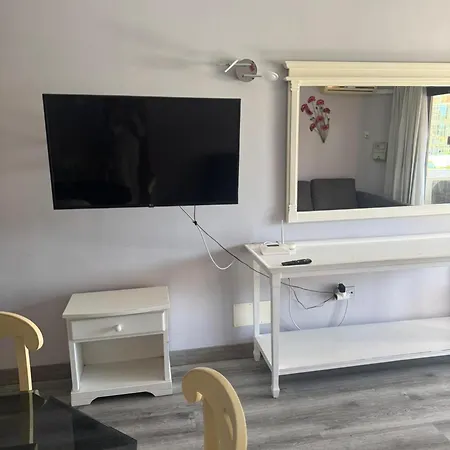 Americas 1-bed Sleeps 5 Pool Parking Appartement Playa de las Américas